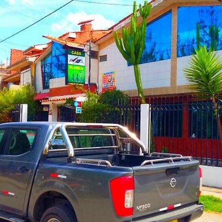 Casa Blanca Hospedaje Huamancaca Екстер'єр фото