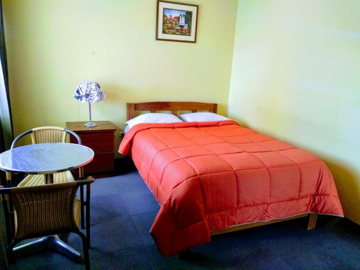 Casa Blanca Hospedaje Huamancaca Номер фото