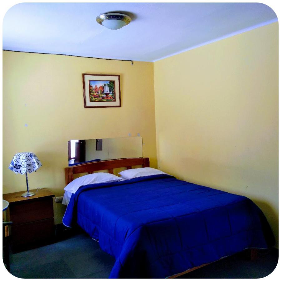 Casa Blanca Hospedaje Huamancaca Екстер'єр фото