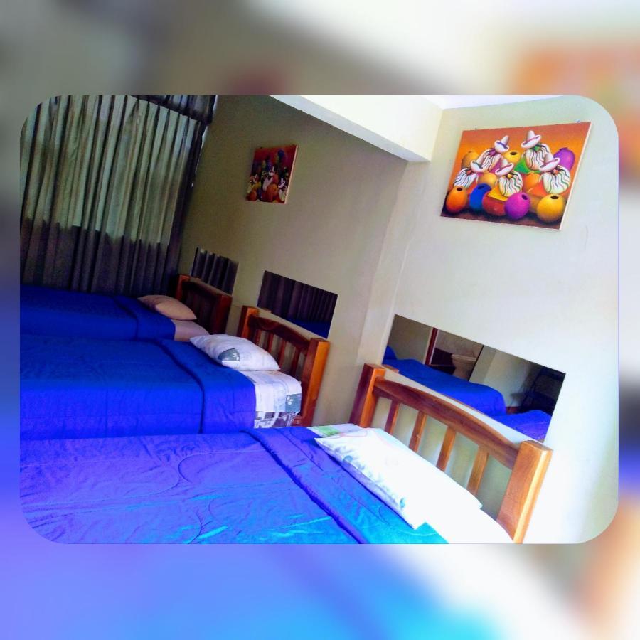 Casa Blanca Hospedaje Huamancaca Екстер'єр фото
