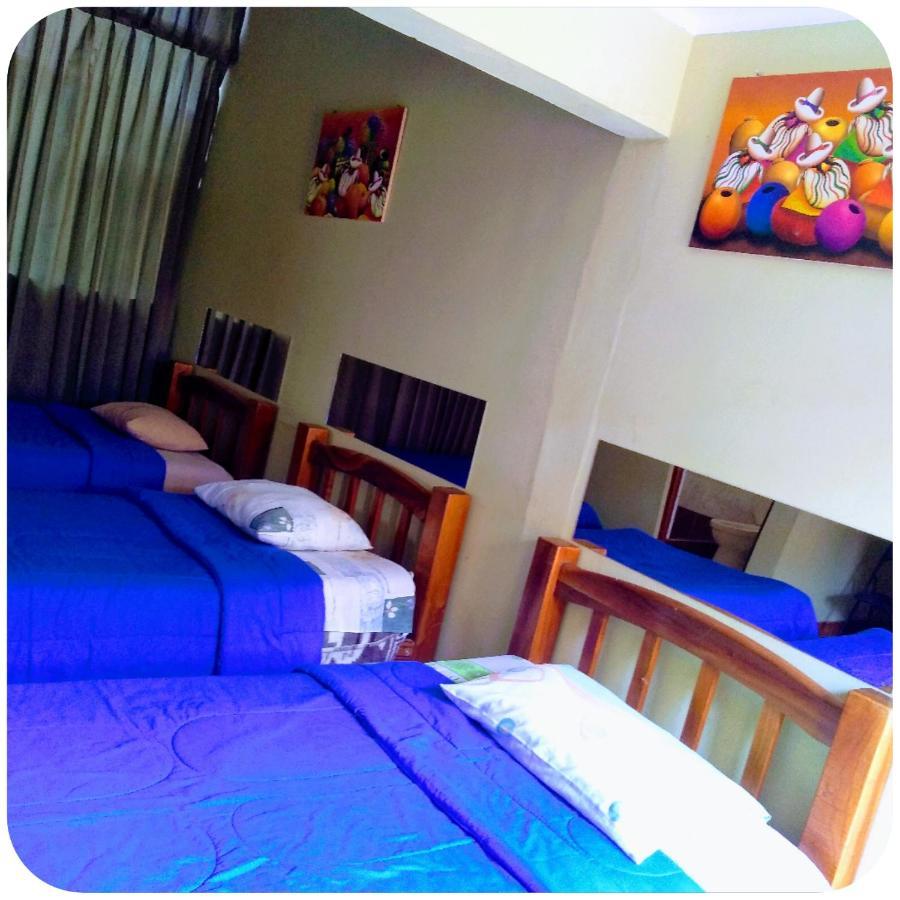 Casa Blanca Hospedaje Huamancaca Екстер'єр фото
